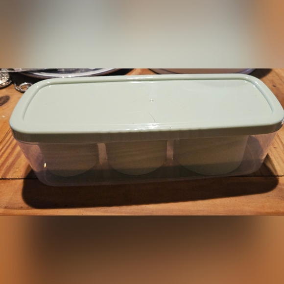 Mint Green Ice Mold Maker - Picture 1 of 2